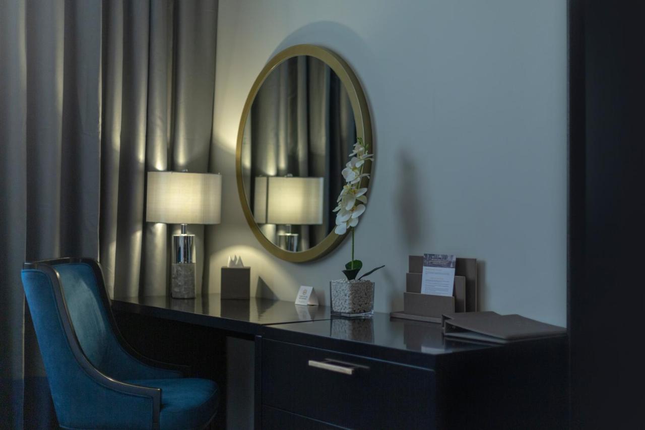 Отель Iris Boutique Granada Эр-Рияд Экстерьер фото