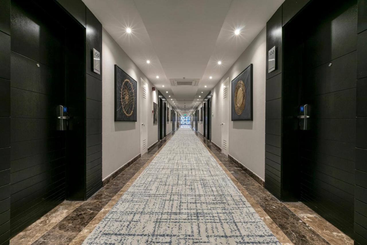 Отель Iris Boutique Granada Эр-Рияд Экстерьер фото